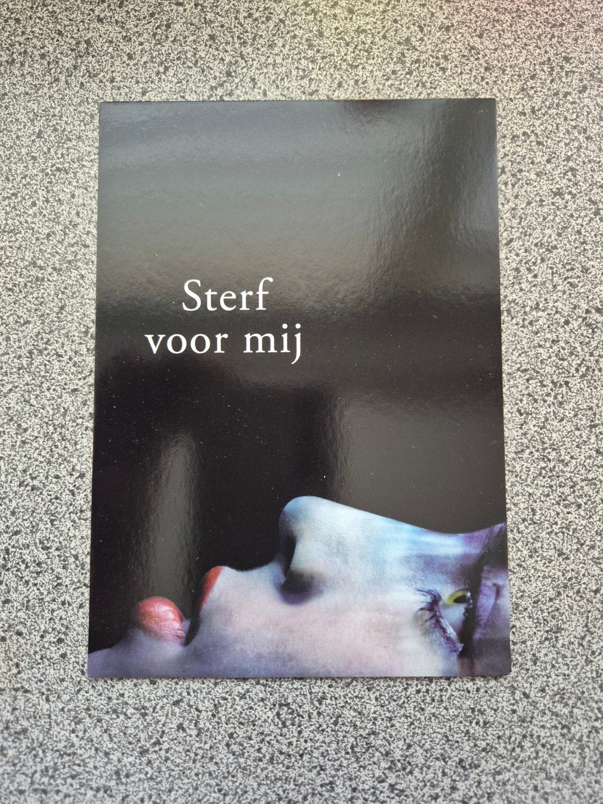 Sterf voor mij - Karen Rose (Boomerang Boekkaart), Verzamelen, Ansichtkaarten | Nederland, Ophalen of Verzenden