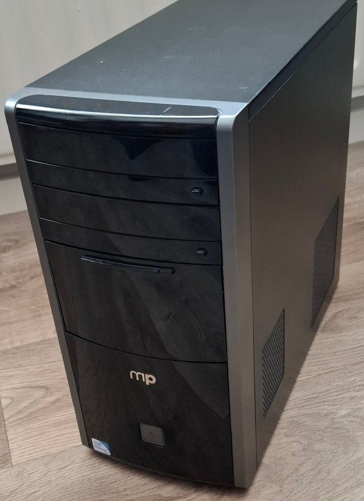 lege desktopkast mini-atx met voeding en DVD-speler, Computers en Software, Desktop Pc's, Gebruikt, Ophalen