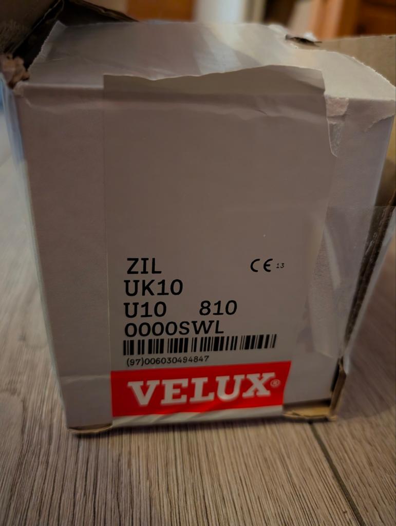 VELUX Hor/Mosquitera ZIL UK10 U10 810 (Wit profiel) - Ongebr, Ophalen, Nieuw, Dakraam