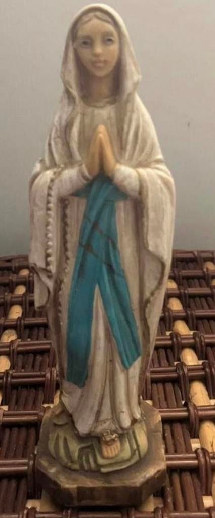 Maria Lourdes , lief Italiaans beeldje polyresin, Ophalen of Verzenden