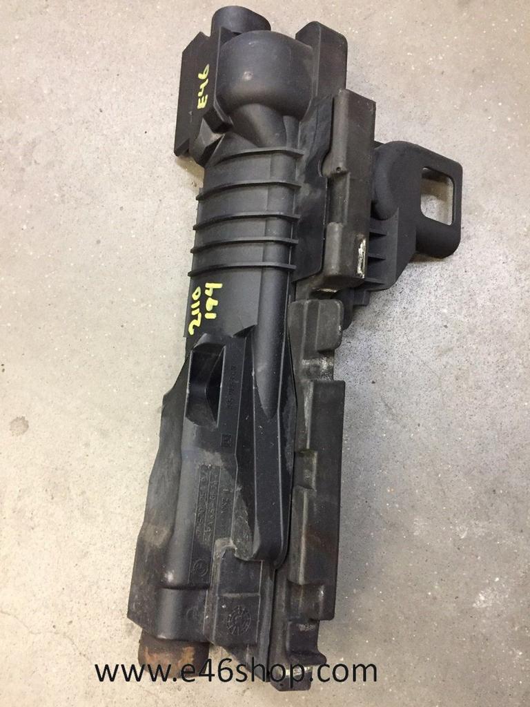 Radiateur steunen BMW E46 . Tevens veel meer BMW onderdelen, Gebruikt, -, -, Ophalen of Verzenden