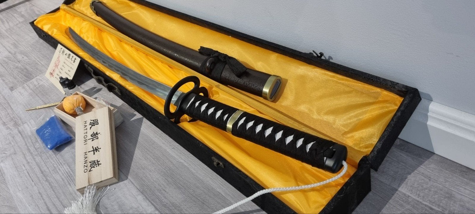 Scherp katana zwaard, samurai zwaarden, sabel, mes, dolk

Sc, Ophalen of Verzenden, Overige soorten, Azië, Zwaard of Sabel