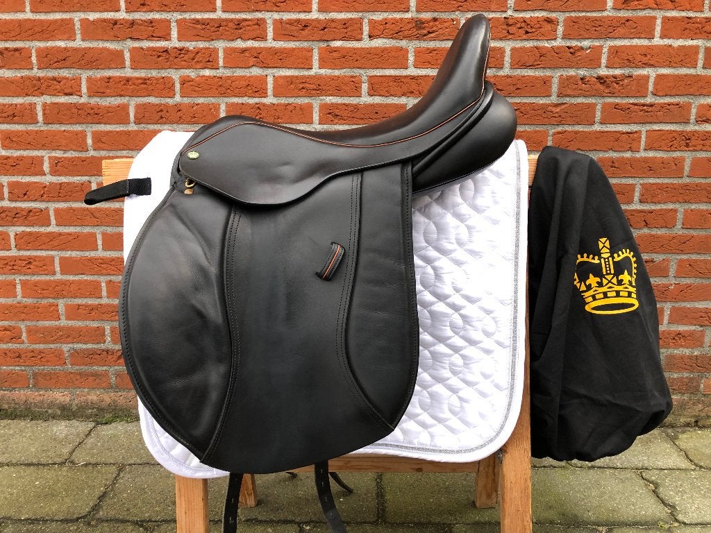 Crown Ideal zadel 18,5 inch i.z.g.st., Aanpassysteem, Gebruikt, Vlakke zit, Wijd