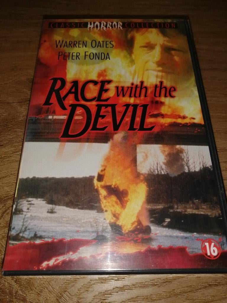 VHS - Race With The Devil, Alle leeftijden, Ophalen of Verzenden, Gebruikt, Horror
