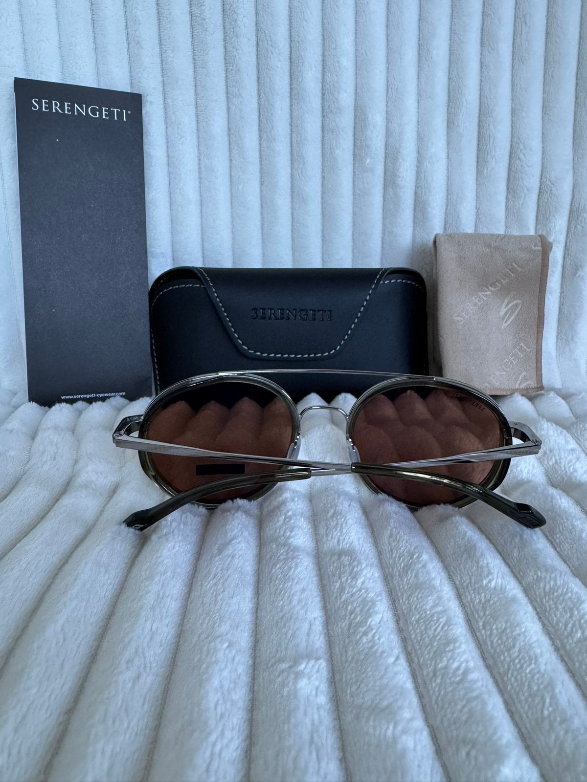 Serengeti Geary SS526005  garantie en btw-factuur, Zonnebril, Verzenden, Nieuw, Nvt