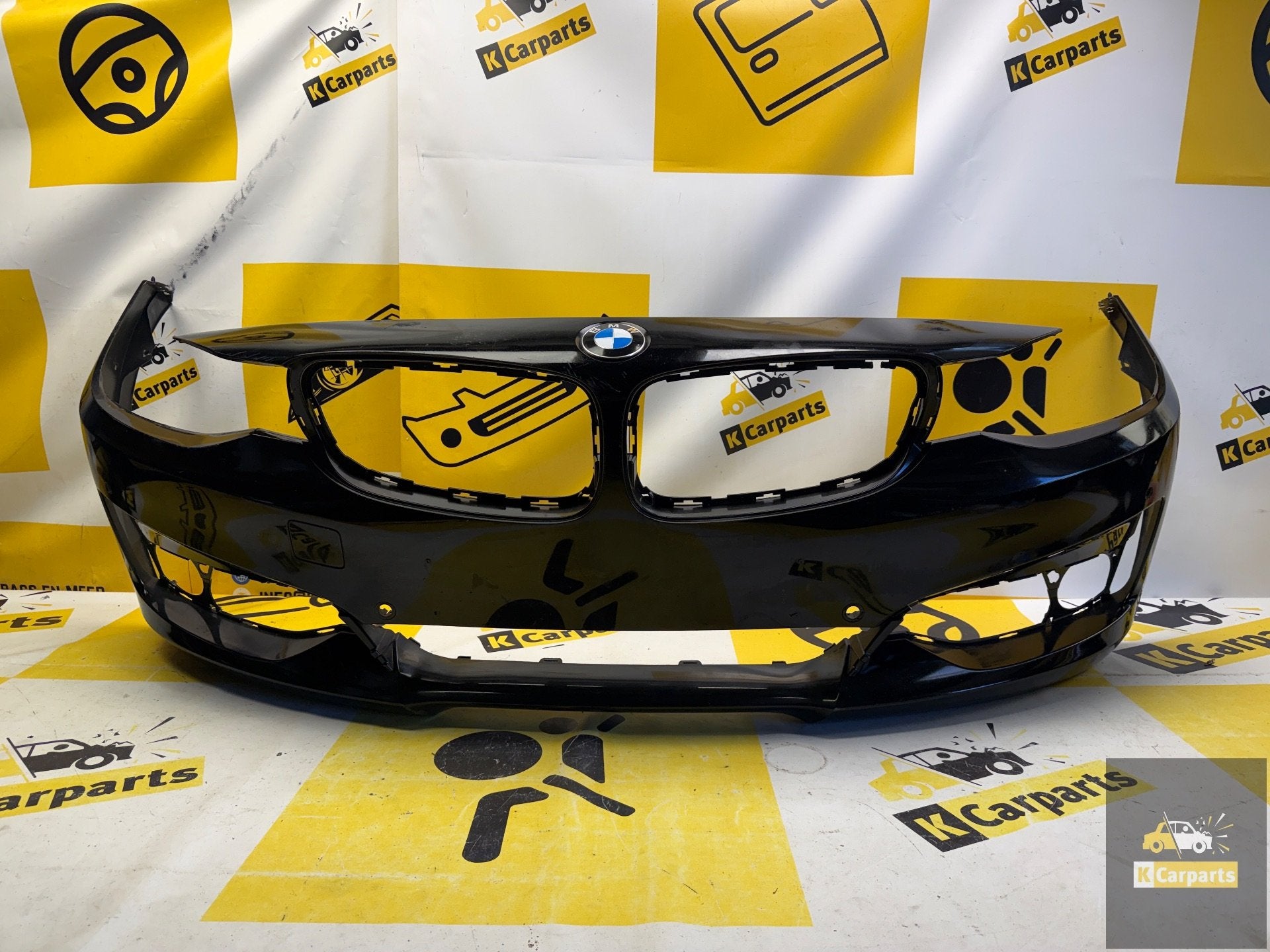 BMW 3 SERIES F34 GT VOORBUMPER 51117293806 6XPDC, Petuelring 130
80788  Munich, DE, Gebruikt, Voor, Info@bmw.de