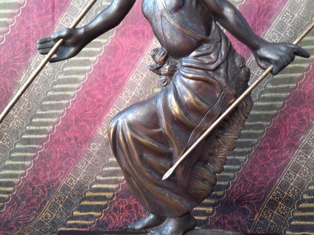 Mooi oud brons beeld van een danser met speren 36,2 cm., Antiek en Kunst, Ophalen of Verzenden, Beeld, Handgemaakt, Brons