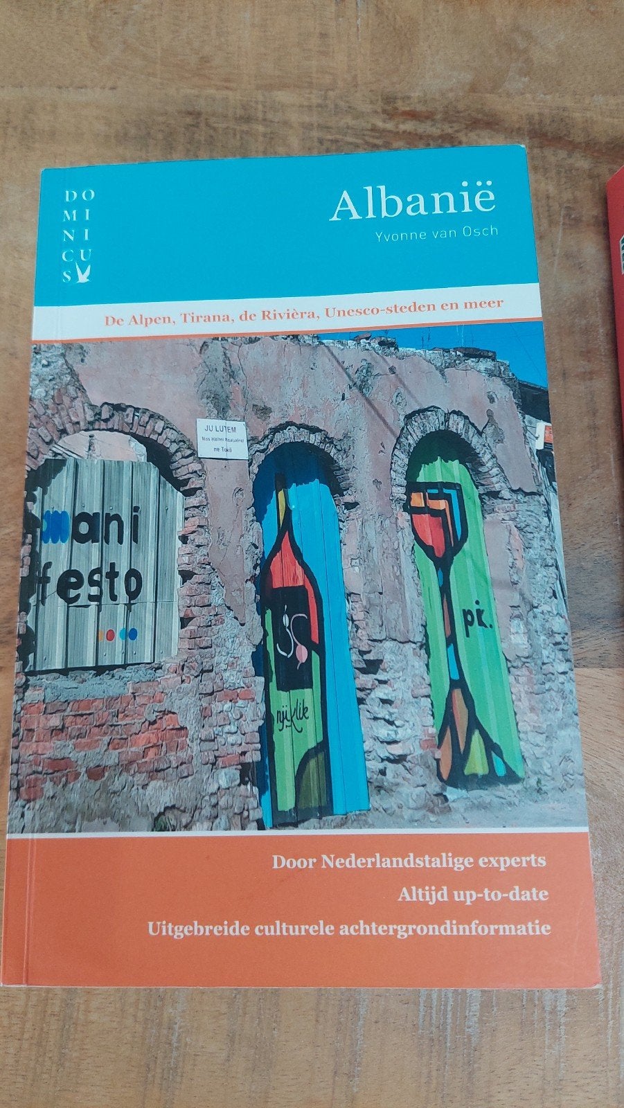 Reisgids Albanië: Ontdek Avontuur met een Grote A, Overige merken, Europa, Ophalen of Verzenden, Zo goed als nieuw