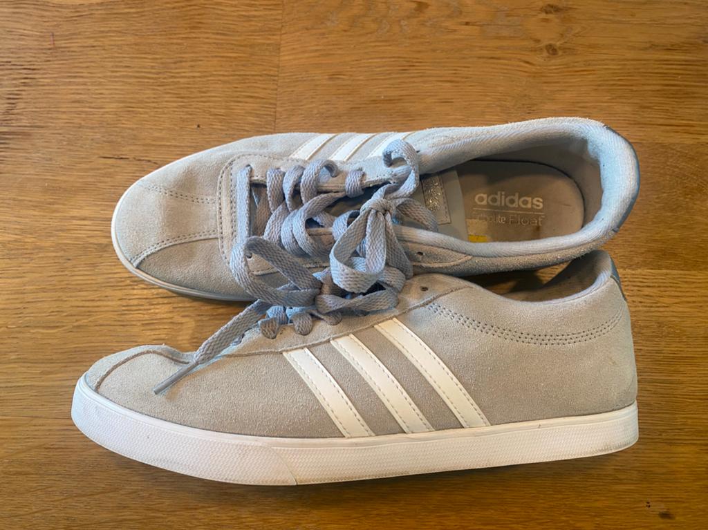 Adidas sneakers grijs maat 41 1/3, Kleding | Dames, Ophalen of Verzenden, Gedragen, Grijs, Sneakers of Gympen