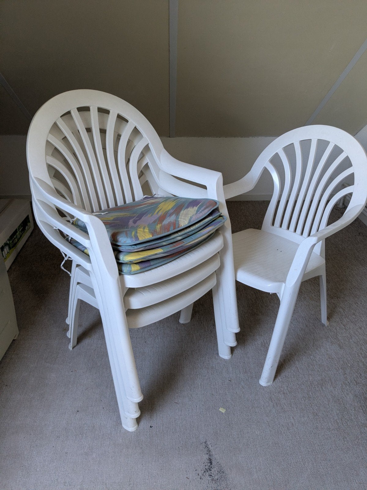 Kuipstoelen Hartman met kussens, Ophalen, Gebruikt, Kunststof, Stapelbaar