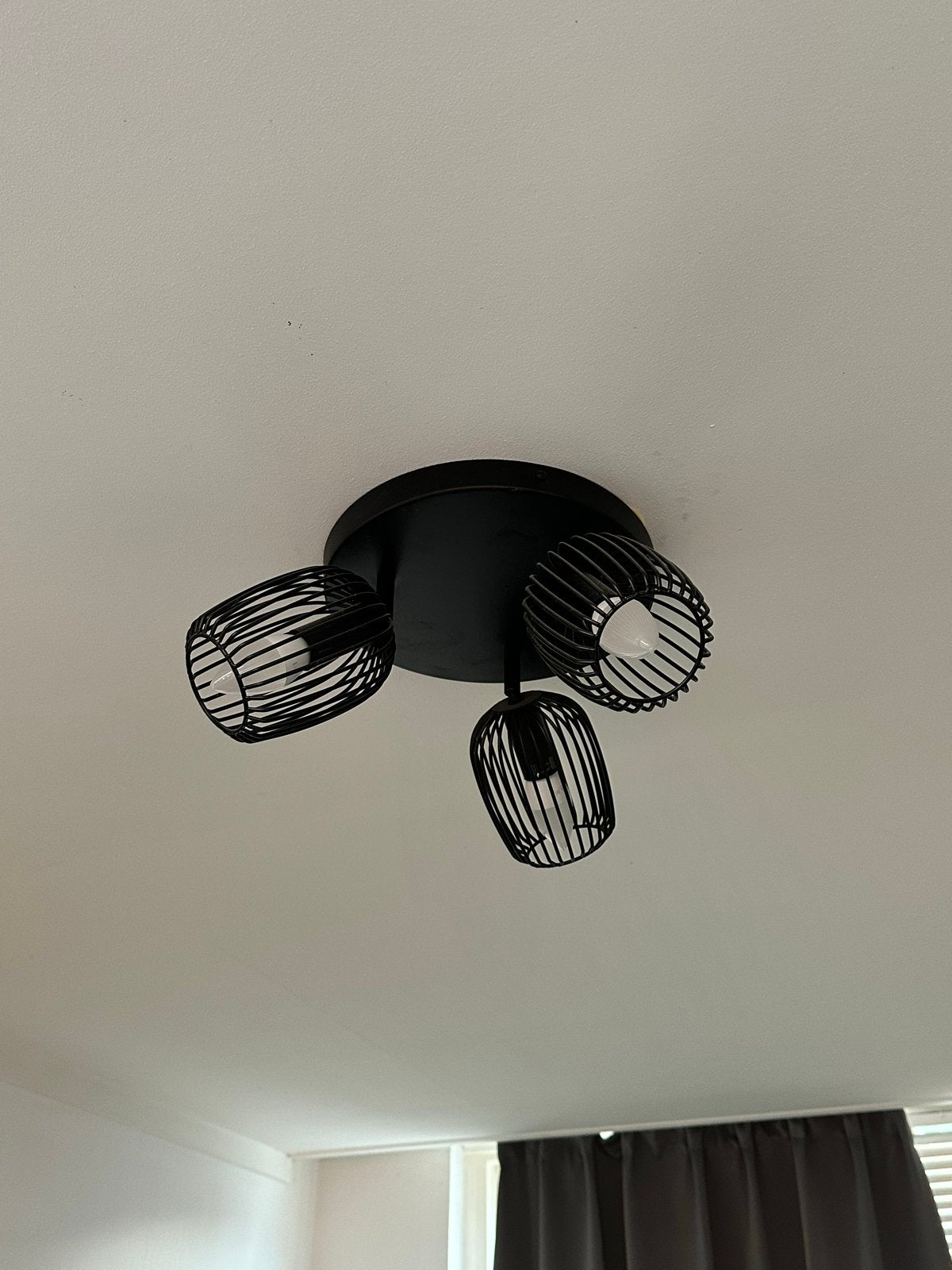Zwarte plafondspot met 3 verstelbare lampen, Ophalen, Gebruikt, Modern, Verstelbaar