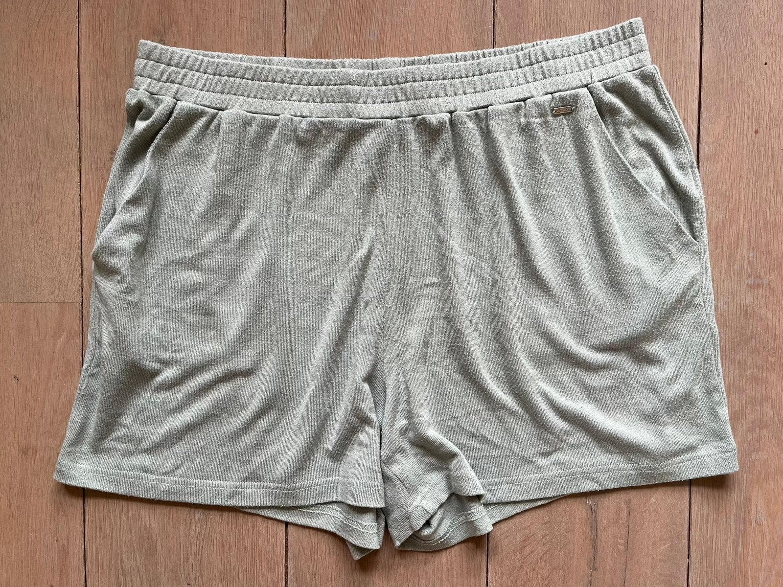 Mintgroene Lascana comfortabele thuisbroek broekje shorts L, Lascana, Ophalen of Verzenden, Zo goed als nieuw, Maat 42/44 (L)