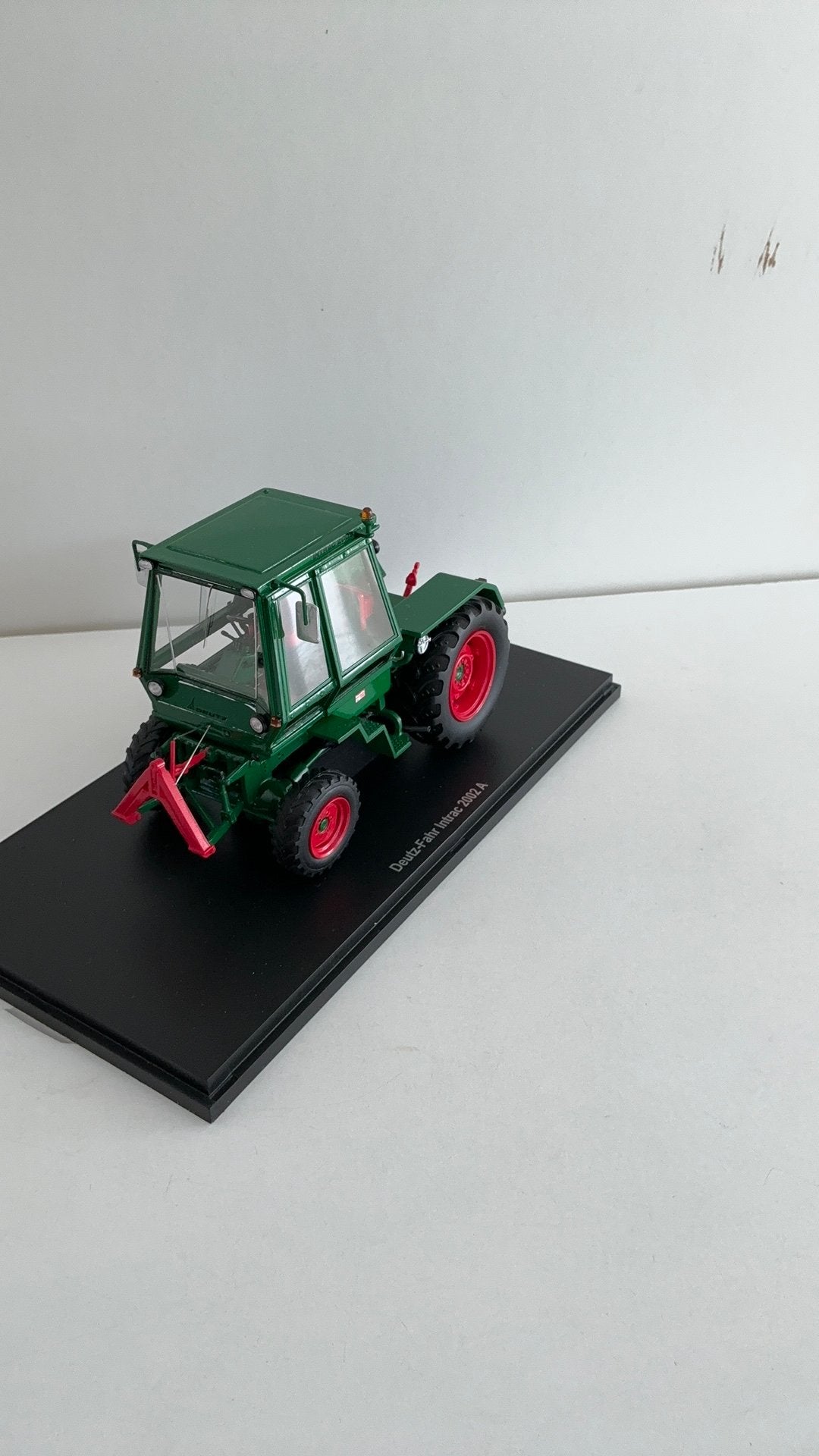Deutz Fahr intrac, Ophalen of Verzenden, Zo goed als nieuw, Tractor of Landbouw, Universal Hobbies