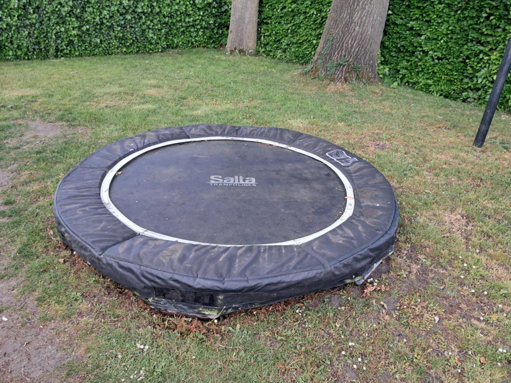 Trampoline, Ophalen of Verzenden