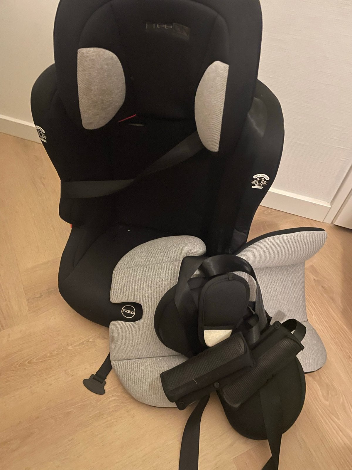 Autostoel FreeON - Zwart/Grijs, Autogordel, Zijbescherming, Zo goed als nieuw, 9 t/m 36 kg