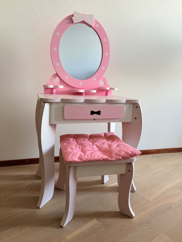 Roze houten make-up tafeltje/kaptafeltje voor kinderen, Ophalen, Gebruikt, Meubelstuk of Keukentje