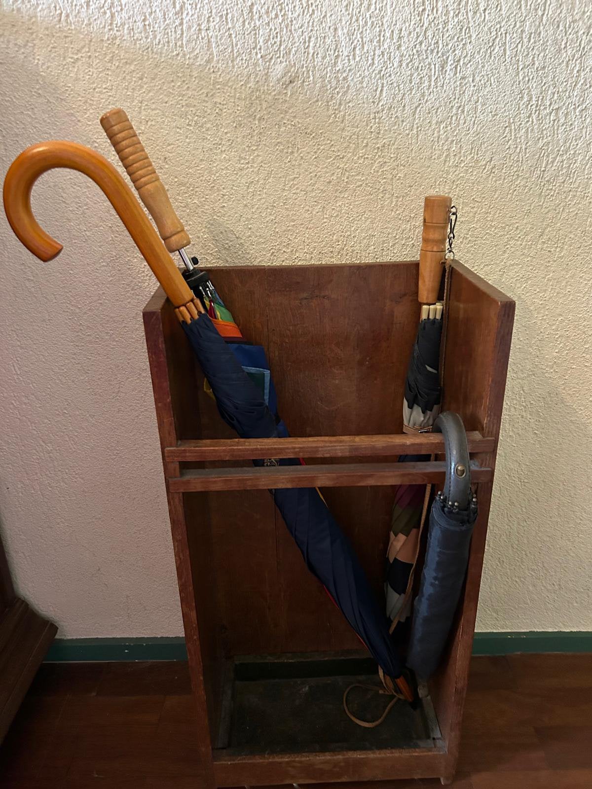 Paraplubak van hout, Ophalen, Gebruikt, Hout
