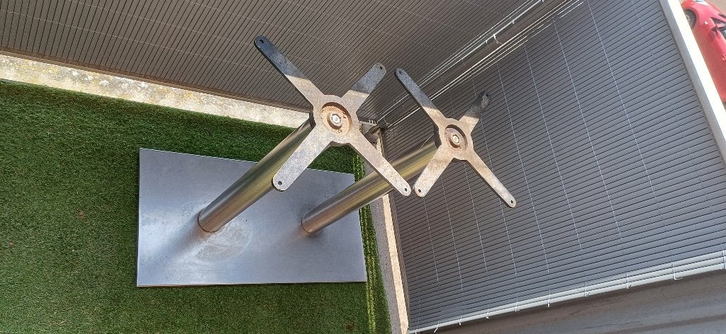 tuintafelonderstel zwaar chroom, horeca kwaliteit, als nieuw, Ophalen, Gebruikt