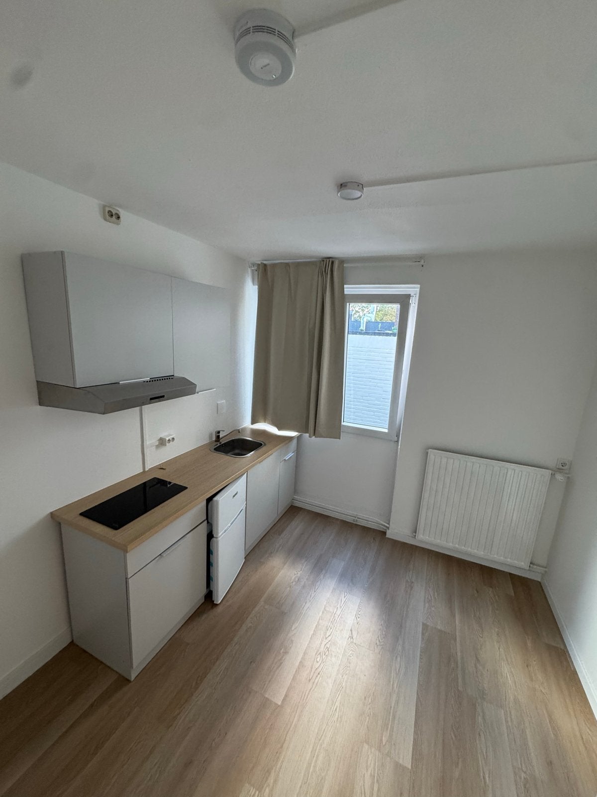 Studenten kamer(s) te huur in Emmen, Huizen en Kamers