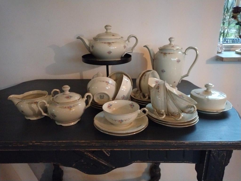 Godeles Bavaria Koffie- en Theeservies - 11 kop en schotels, Ophalen, Porselein, Overige stijlen, Kop(pen) en/of Schotel(s)