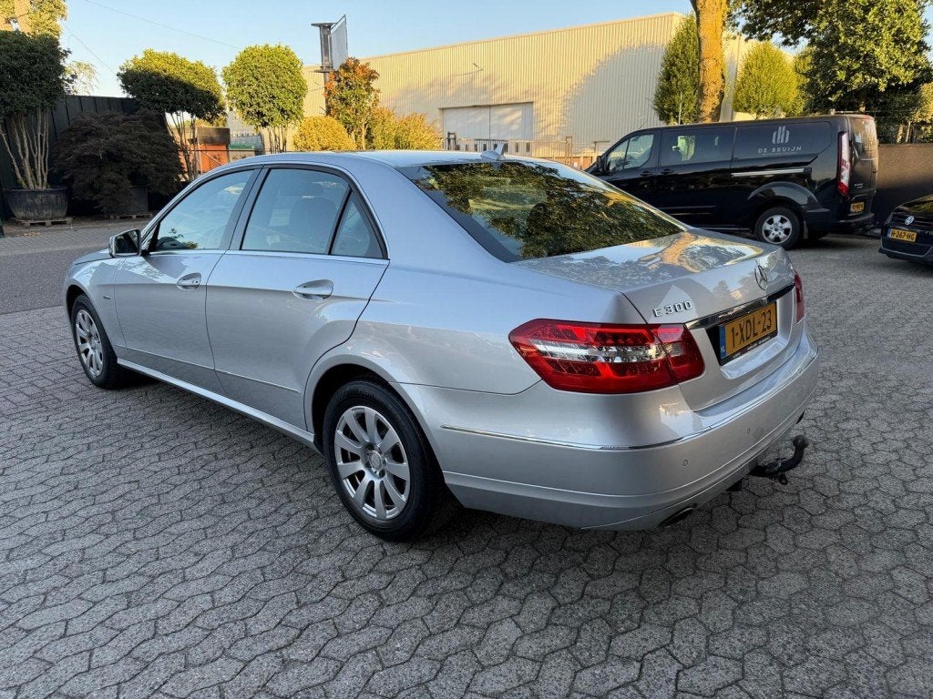 Mercedes-benz E-KLASSE E300 CDI Avantgarde V6 luchtvering, Automaat, Euro 5, 232 pk, Gebruikt