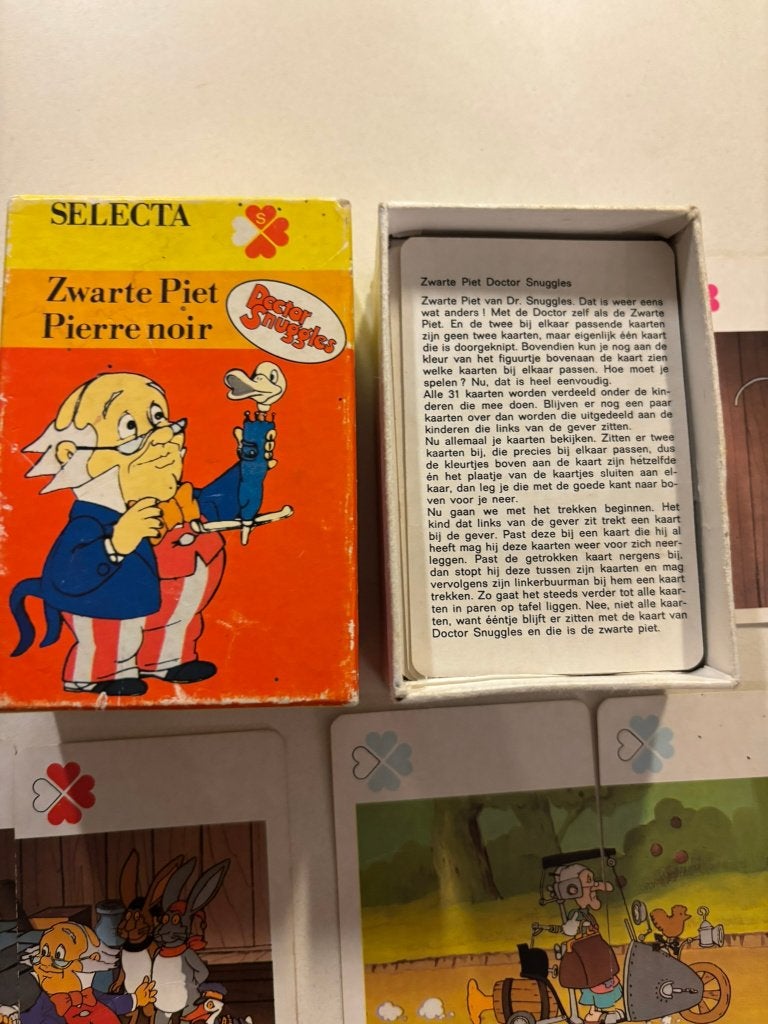 Zwarte piet doctor snuggles selecta vintage kaart spel 1979!, Een of twee spelers, Ophalen of Verzenden, Zo goed als nieuw, Selecta