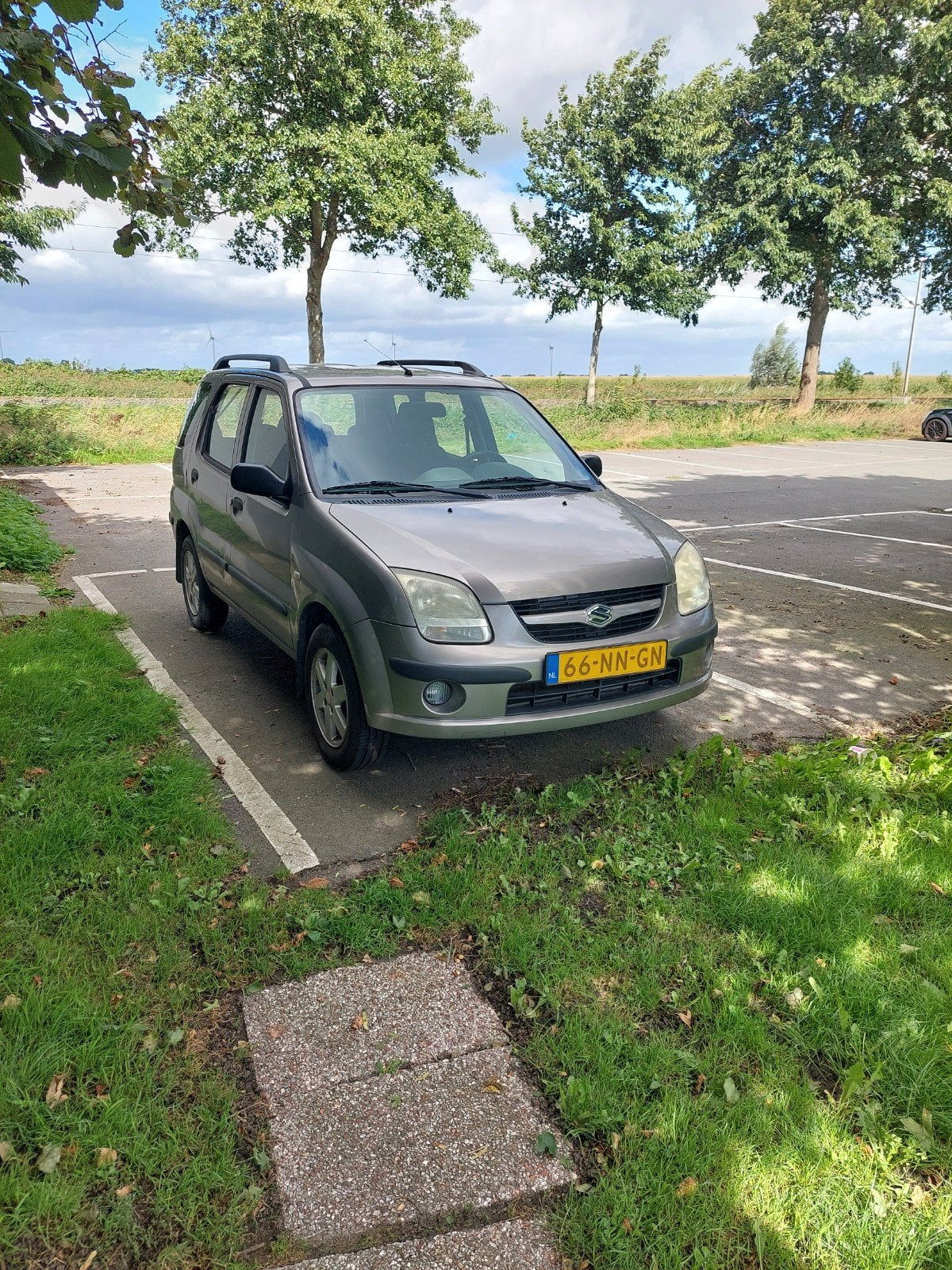 moet nu weg suzuki ignis (GERESEVEERD), Voorwielaandrijving, Stof, Ignis, Grijs