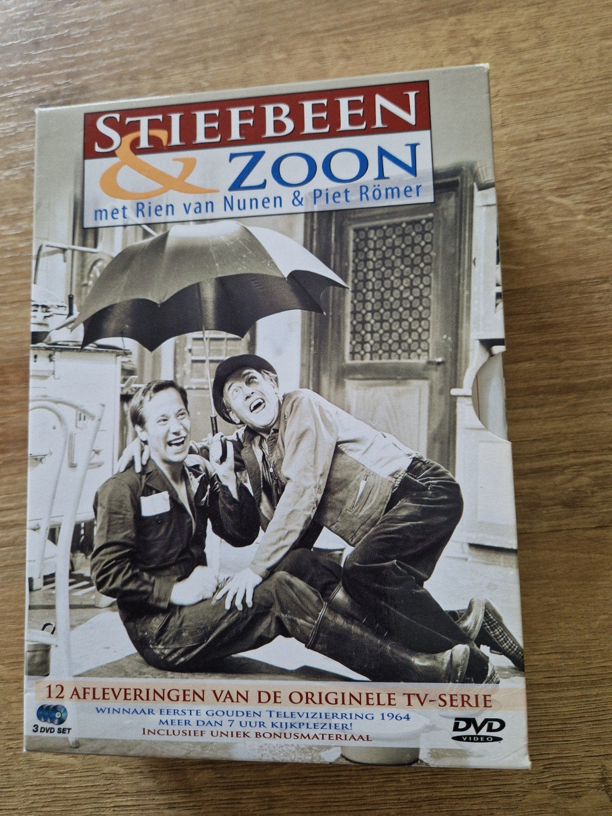Stiefbeen & Zoon, Cd's en Dvd's, Dvd's | Tv en Series, Alle leeftijden, Ophalen, Zo goed als nieuw, Komedie