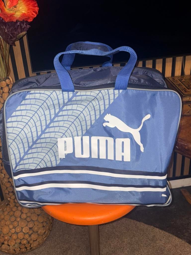 Nieuw vintage Puma sporttas uit de jaren 80 of 90., Ophalen of Verzenden, Nieuw