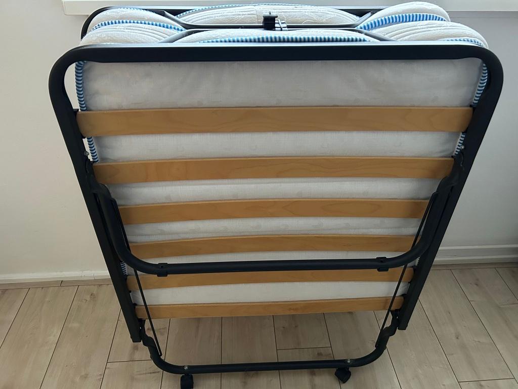 Mooi opklapbed, Huis en Inrichting, Slaapkamer | Bedden, Gebruikt, Eenpersoons, 80 cm, 190 cm of minder, Metaal, Grijs, Ophalen