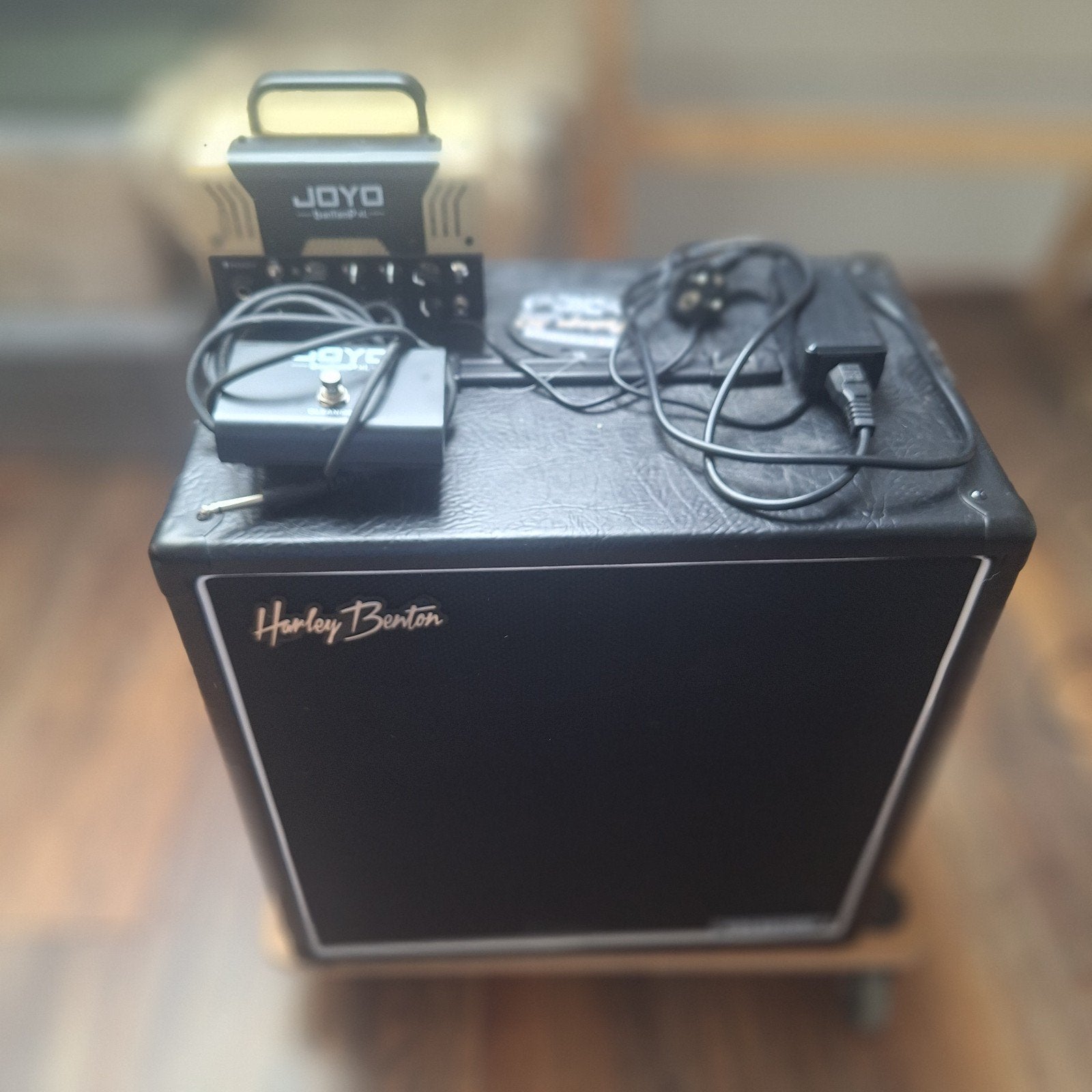 Joyo Bantamp XL met Harley Benton 1x12 Celestion V30, Ophalen, Zo goed als nieuw, Gitaar, Minder dan 50 watt