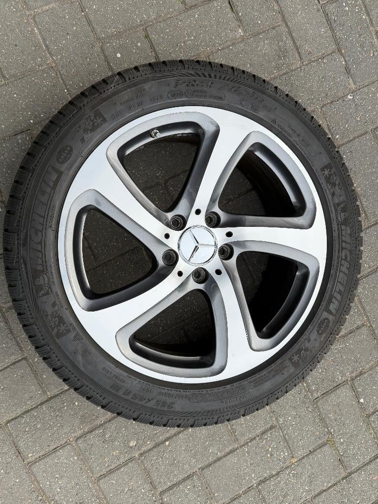 18 inch Originele Mercedes Velgen**NIEUWE MICHELIN BANDEN**, Auto-onderdelen, Banden en Velgen, Banden en Velgen, Winterbanden