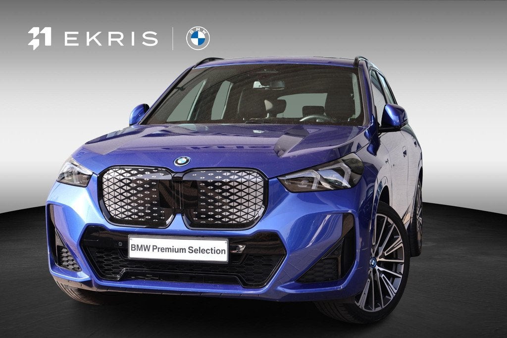 BMW iX1 eDrive20 | M Sportpakket Pro | Panorama Dak | Stoelv, Auto's, BMW, 514 km, Gebruikt, 750 kg, Met garantie (alle)