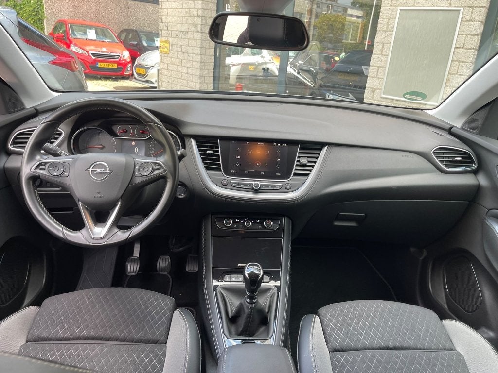 Opel Grandland X 1.2 Turbo Exec Trekhaak Distri VV Incl BTW, Gebruikt, Euro 6, 1199 cc, Bedrijf