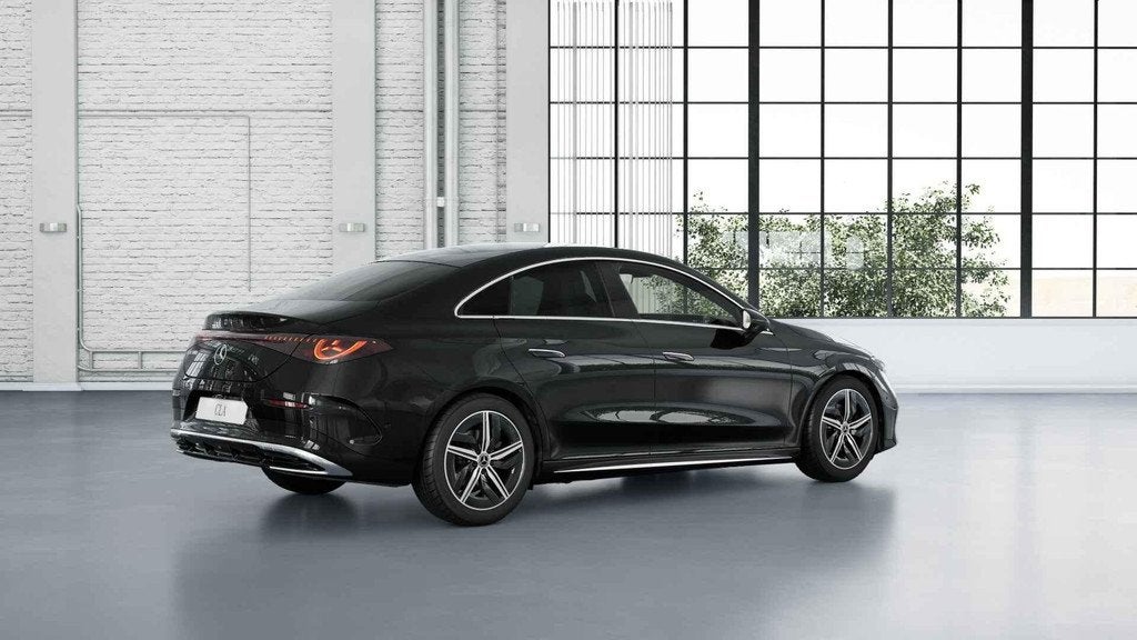 Mercedes-Benz CLA-klasse 180 Business Solution AMG | Premium, Auto's, Mercedes-Benz, CLA, 136 pk, 4 cilinders, Zwart