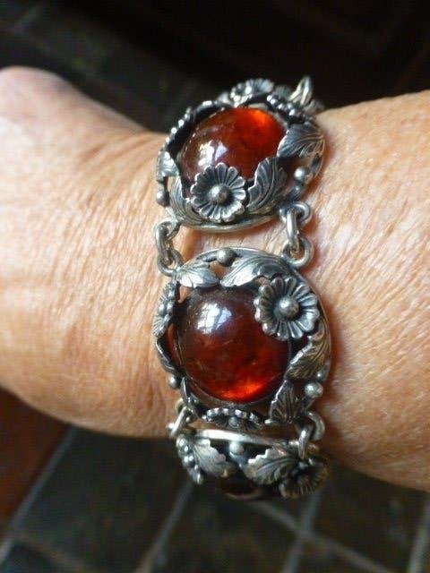 N.E. FROM Zilveren Armband Barnsteen in bloemenkrans, Verzenden, Zilver, Armband, Met edelsteen