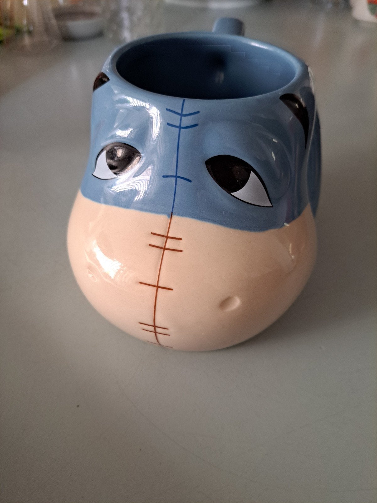 Disney Store Exclusive Iejoor beker - Winnie de Poeh, Ophalen, Zo goed als nieuw, Steen/keramiek, Overige merken