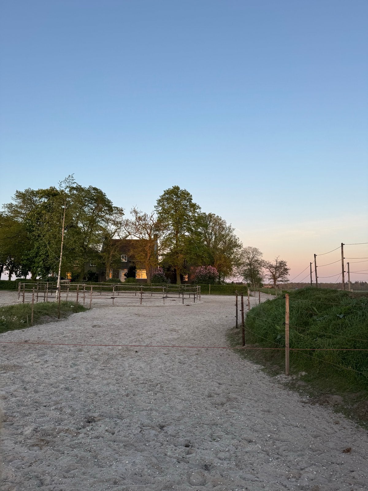 Stalling/ pensionstal aangeboden, Dieren en Toebehoren, Stalling, 2 of 3 paarden of pony's