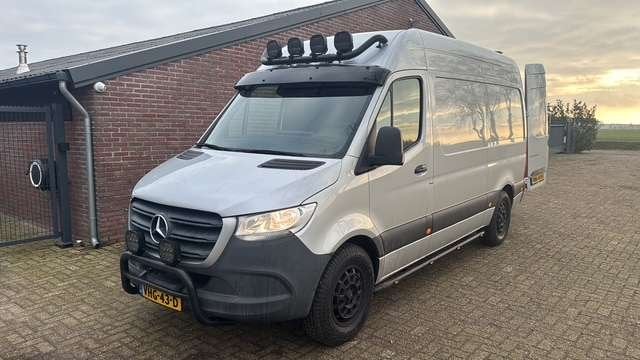 UNIEKE  Sprinter Automaat 4x4 Look Laadlift  en Werkplaats, Automaat, Bedrijf, Diesel, Zilver of Grijs