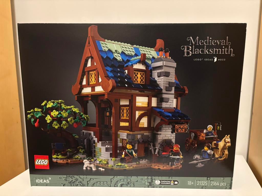 LEGO IDEAS 21325 Medieval Blacksmith Nieuw, Nieuw, Ophalen of Verzenden, Ideas, Complete set