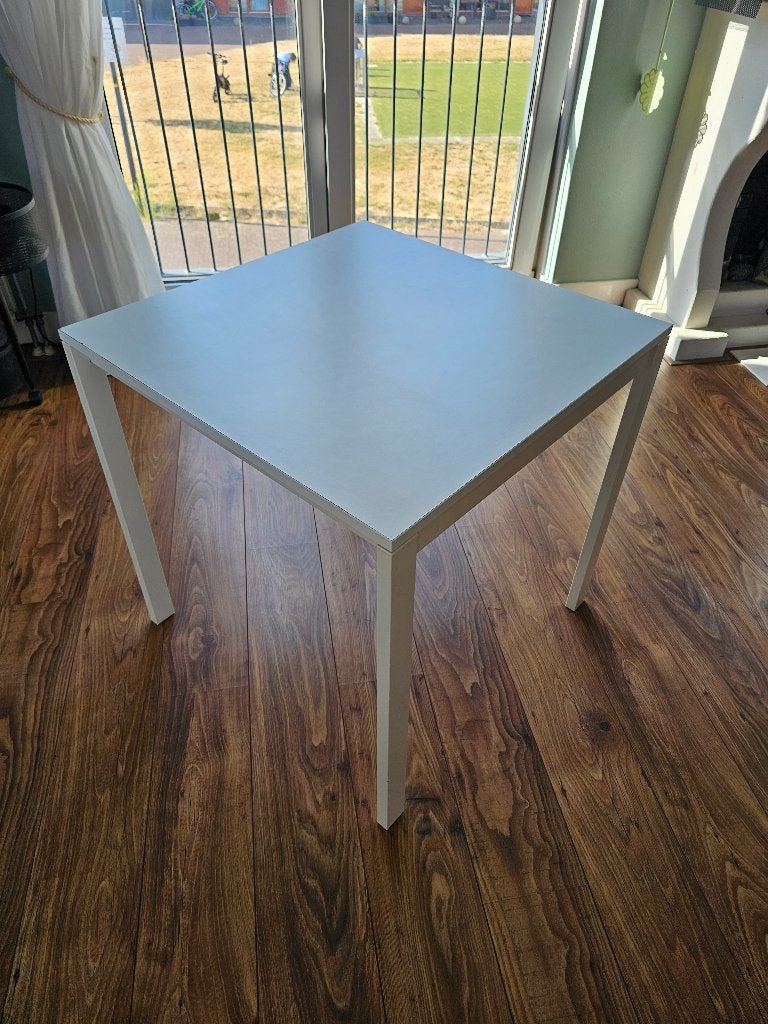 IKEA VIHALS eettafel wit – 74  74 cm, Huis en Inrichting, Tafels | Eettafels, Zo goed als nieuw, 50 tot 100 cm, 50 tot 100 cm