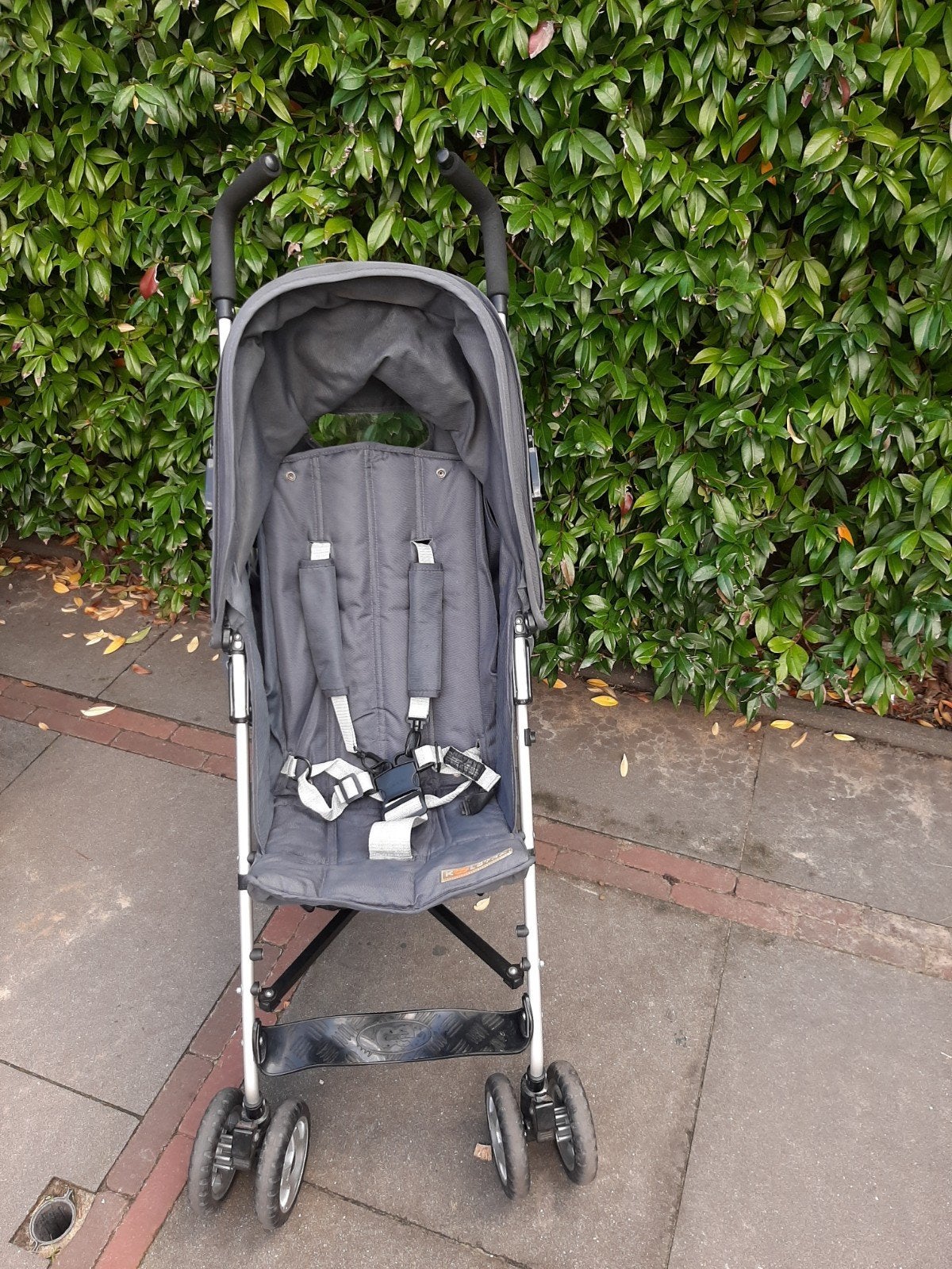 Koelstra buggy, in goede staat. Donkergrijs., Ophalen, Gebruikt, Koelstra, Zonnekap
