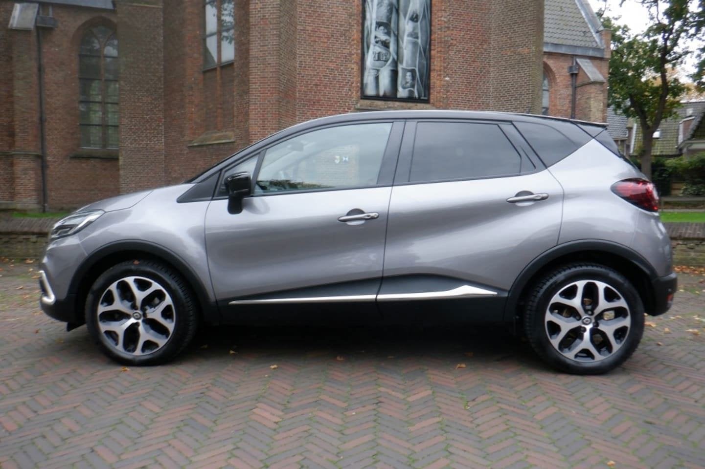 Renault Captur Energy TCe 120pk S&S Edition One LEER-BOVAG-A, Gebruikt, 4 cilinders, 635 kg, SUV of Terreinwagen