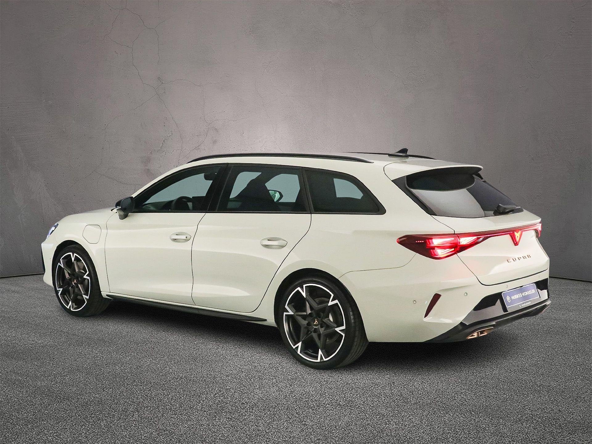 CUPRA Leon Sportstourer VZ Performance 1.5 TSI eHybrid 272pk, Auto's, 1498 cc, Euro 6, 4 cilinders, Alcantara