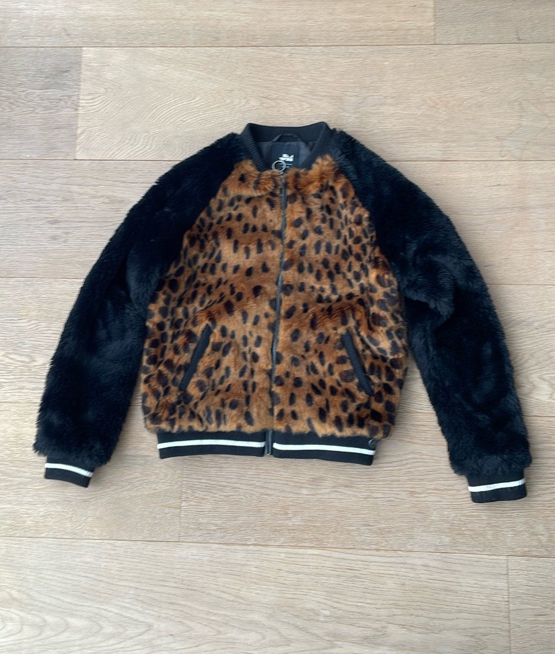 Jas meisje teddy leopard zwart maat 134/140 shoeby, Ophalen of Verzenden, Zo goed als nieuw, Meisje, Jas