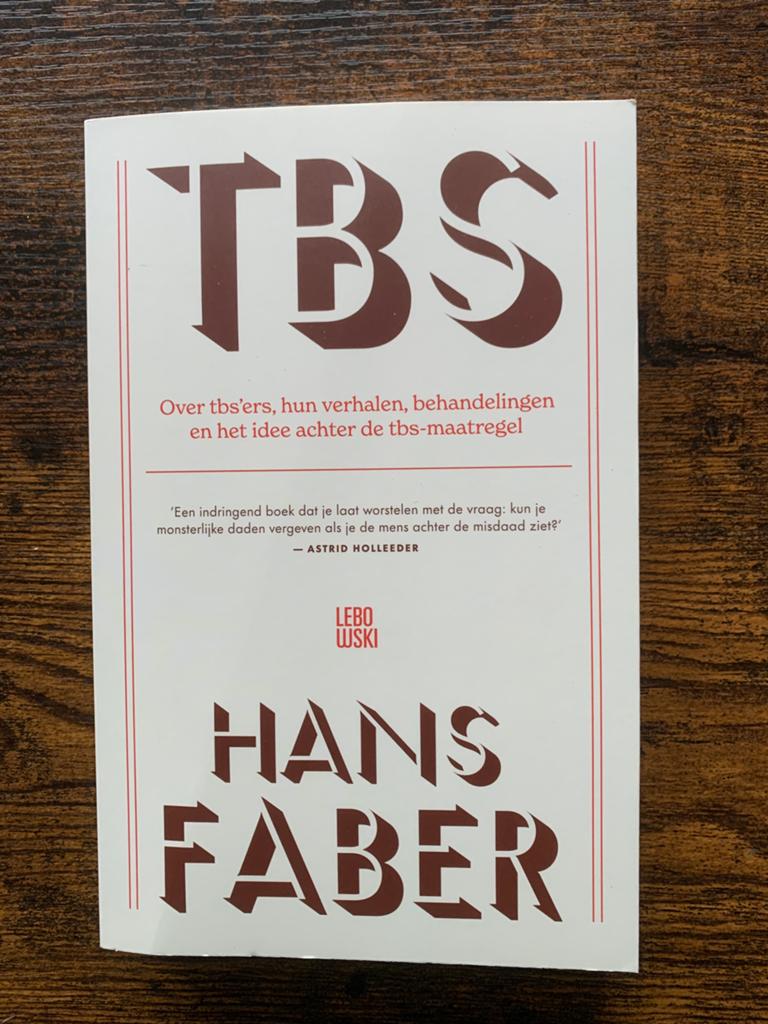 TBS indringende verhalen, Ophalen of Verzenden, Zo goed als nieuw