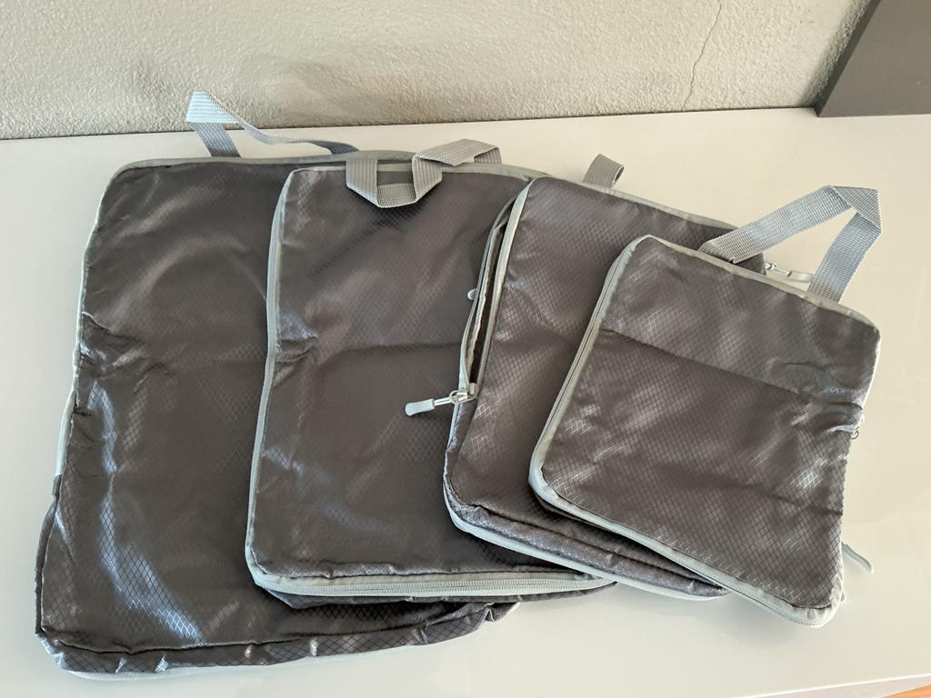 Packing cubes - koffer organisers - set van 4 met compressie, Ophalen of Verzenden, Zo goed als nieuw, 30 cm of meer, Minder dan 35 cm