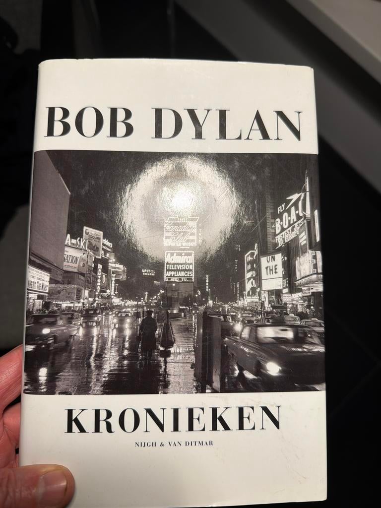Bob Dylan - Kronieken (Boek), Ophalen of Verzenden, Gelezen, Nederland