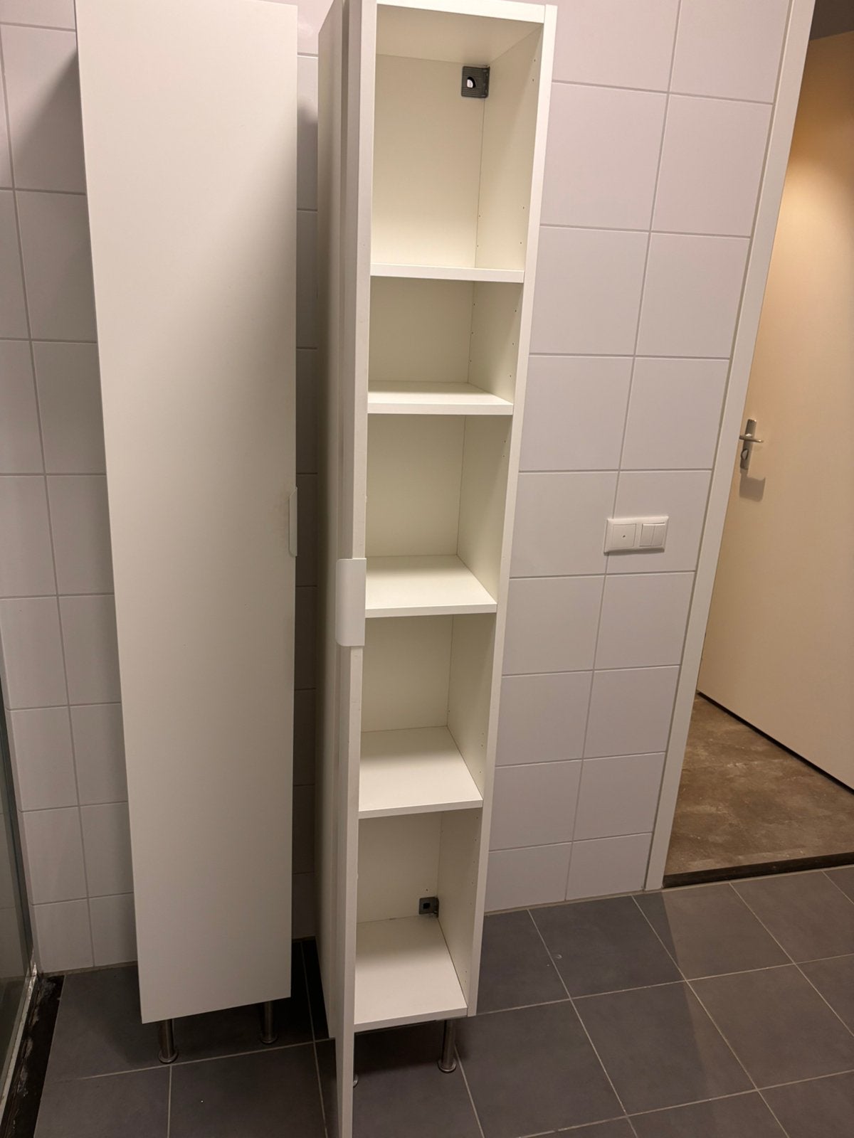 Badkamer kastjes op pootjes, Ophalen, (Half)hoge kast, Minder dan 50 cm, Zo goed als nieuw