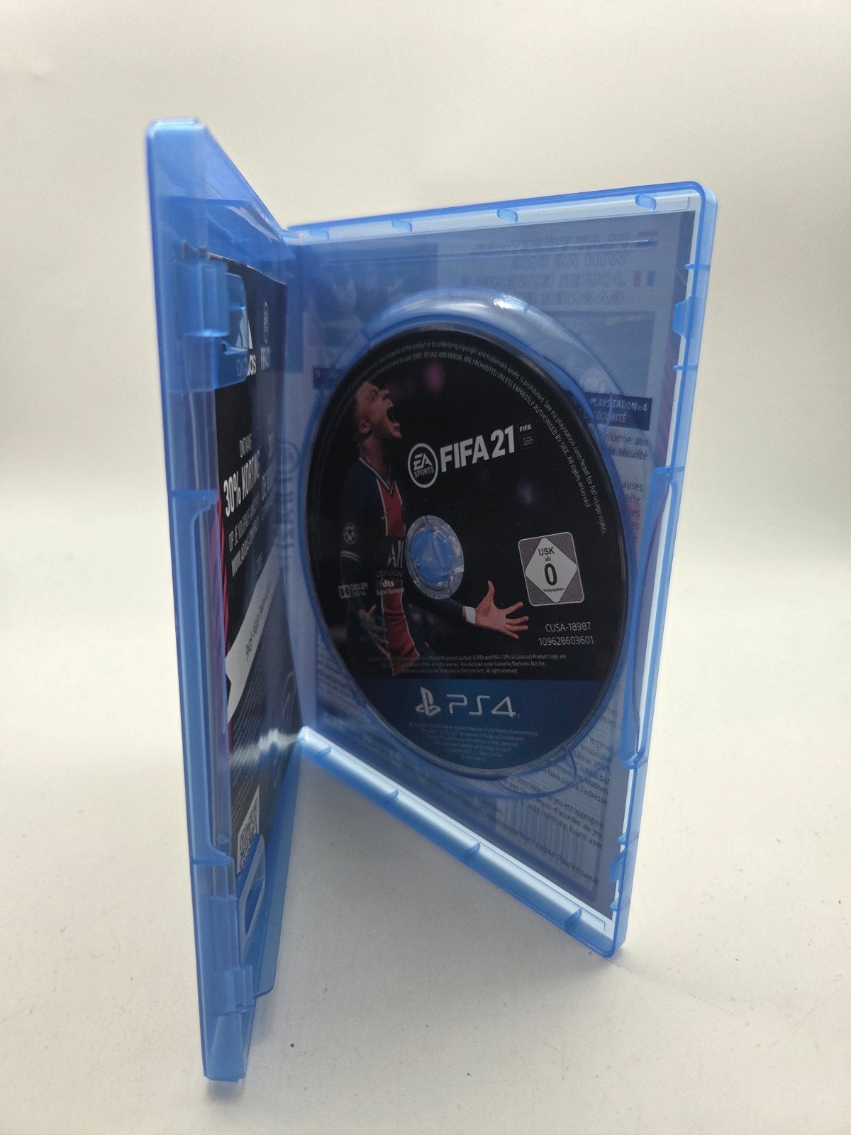 FIFA 21 PS4, Electronic Arts, EA Swiss Sàrl, Place du Molard 8, 1204 Genève, Zwitserland, Ophalen of Verzenden, Eén computer